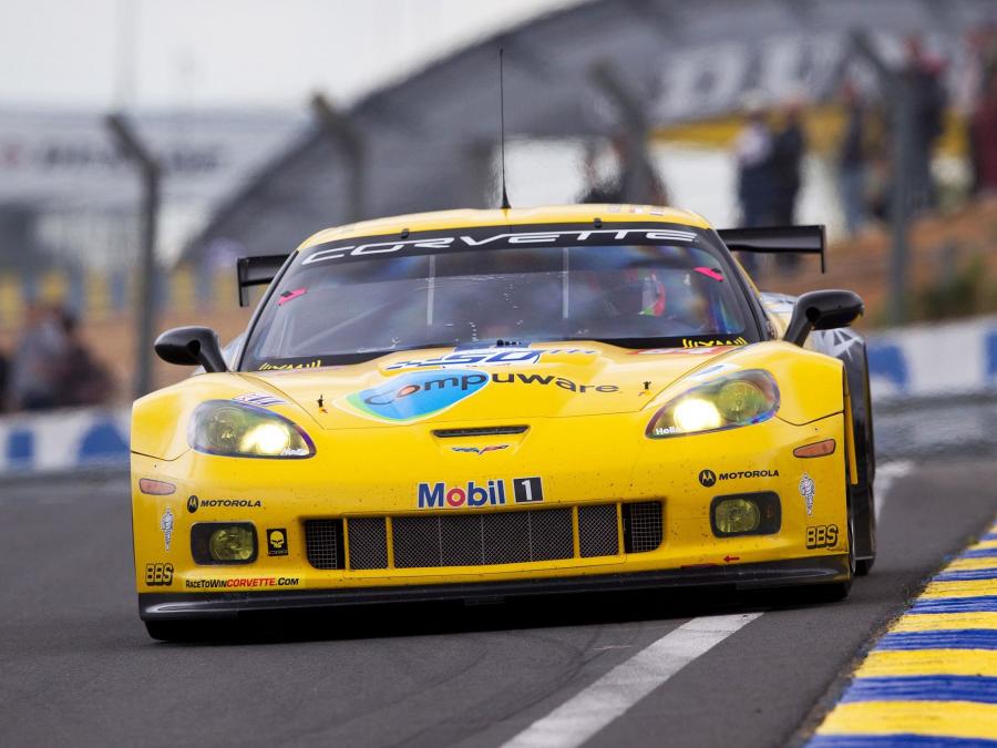  Chevrolet Corvette C6.R GT2 2010 года  (фото 9 из 16)